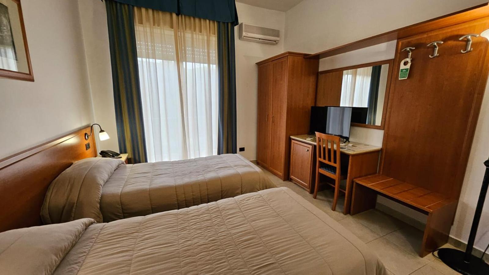 Gh Hotel П'яцца-Армерина Екстер'єр фото